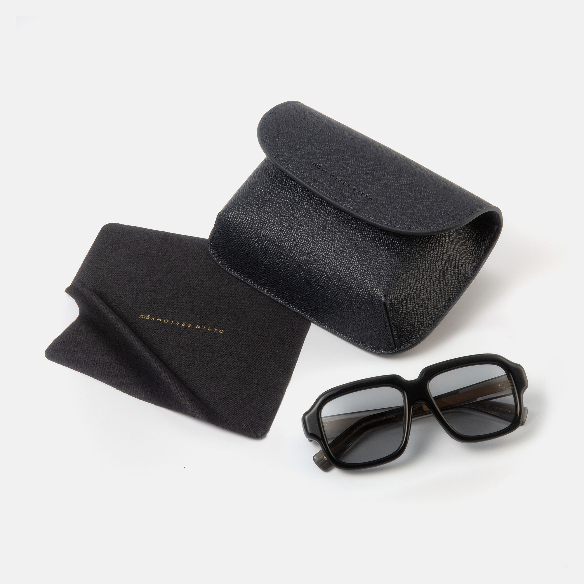 U X MOISES NIETO MN-005 SUN