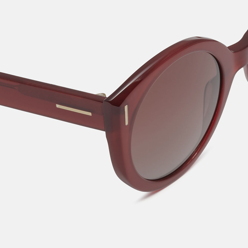 Burgundy, large image number 2